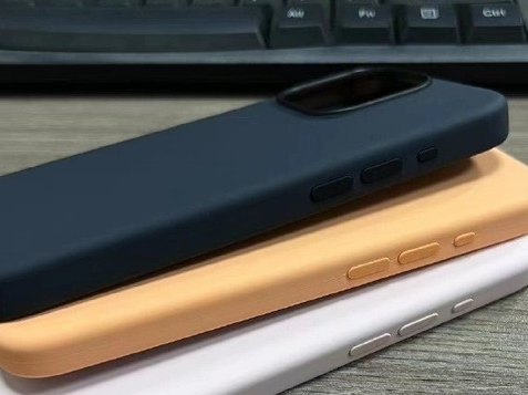 东兴苹果14维修站分享iPhone14手机壳能直接给iPhone15用吗?